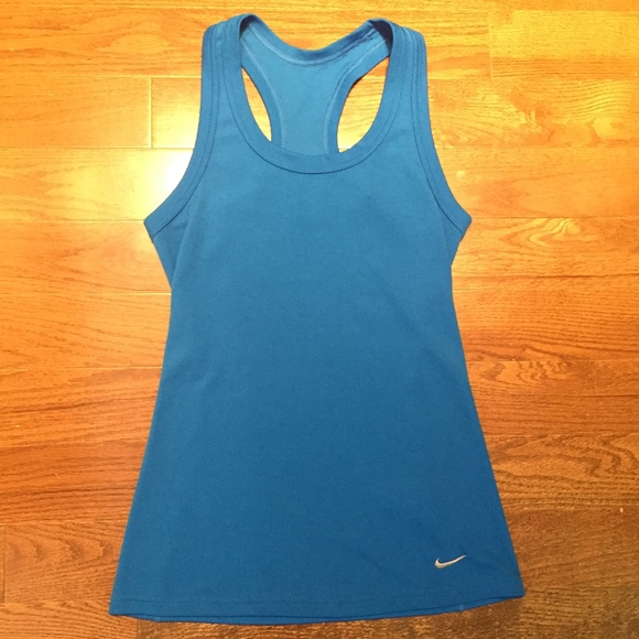 nike dri fit tight fit tank top